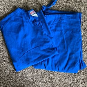 Cherokee unisex scrub set